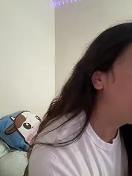 Snapshot of CharmingMaddie chatting on June 9, 2026, 6:42 pm CharmingMaddie online show from June 9, 2026, 6:42 pm
