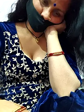 Love-pari077 online show from January 14, 2026, 3:26 pm