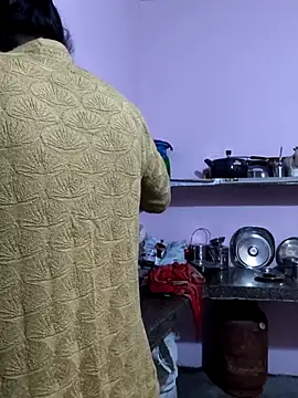 Snapshot of Love-pari077 chatting on November 14, 2025, 12:58 am Love-pari077 online show from November 14, 2025, 12:58 am