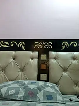 Love-pari077 online show from March 2, 2026, 6:14 am