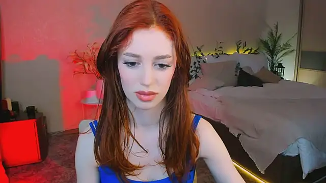 ChristinaConteeree online show from November 22, 2025, 11:20 am