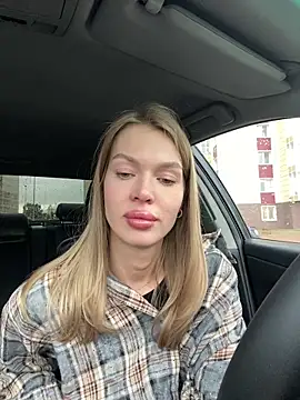 Snapshot of miss_veroNika chatting on May 30, 2026, 12:11 pm miss veroNika online show from May 30, 2026, 12:11 pm