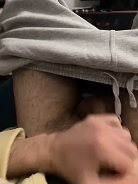 Frankieyyy1 online show from February 17, 2026, 5:54 pm