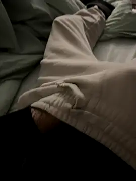 Frankieyyy1 online show from January 5, 2026, 7:06 pm