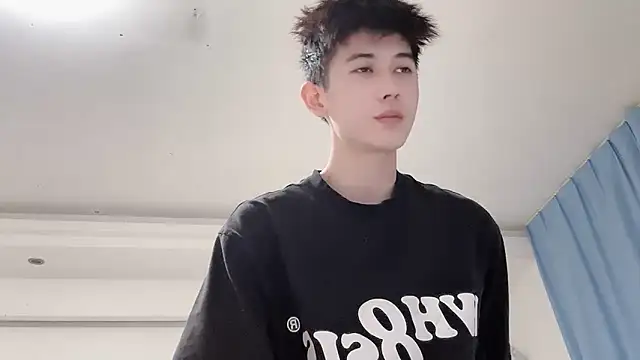 Snapshot of xiaojie2563 chatting on October 22, 2025, 12:37 pm xiaojie2563 online show from October 22, 2025, 12:37 pm