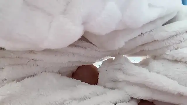 Snapshot of xiaojie2563 chatting on December 14, 2025, 11:27 am xiaojie2563 online show from December 14, 2025, 11:27 am