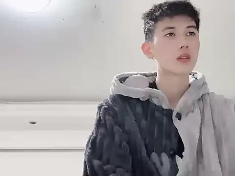 Snapshot of xiaojie2563 chatting on December 2, 2025, 10:28 am xiaojie2563 online show from December 2, 2025, 10:28 am