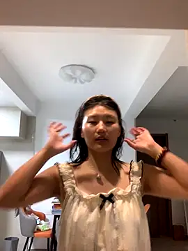 mmm6660 online show from September 20, 2025, 1:49 pm