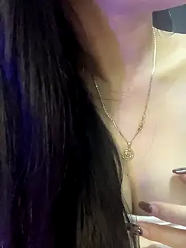 Mon monbaby online show from November 24, 2025, 6:30 pm