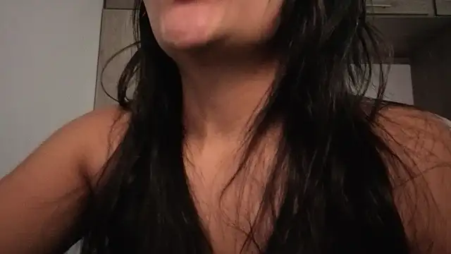 Snapshot of Candela___ chatting on November 27, 2025, 10:16 am Candela online show from November 27, 2025, 10:16 am