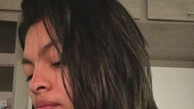 Snapshot of Candela___ chatting on November 22, 2025, 8:24 am Candela online show from November 22, 2025, 8:24 am