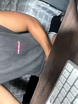 drigoprivaa online show from December 14, 2025, 2:51 am