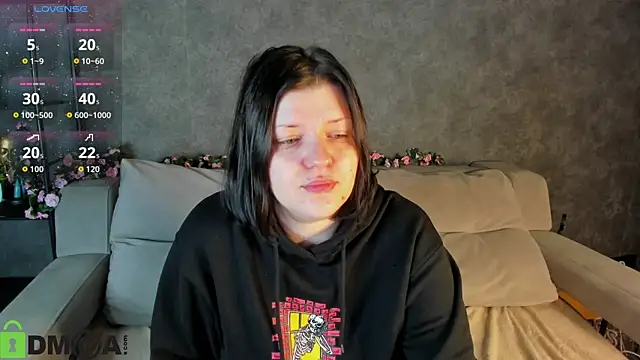 Michele Greenn online show from October 28, 2025, 1:06 am