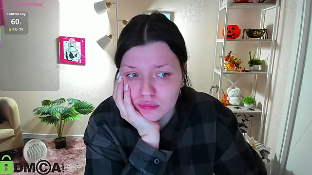 Michele Greenn online show from November 18, 2025, 3:04 pm