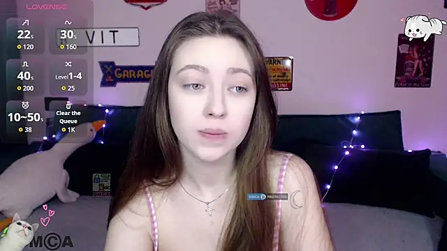 AmourLily online show from December 23, 2025, 7:51 am