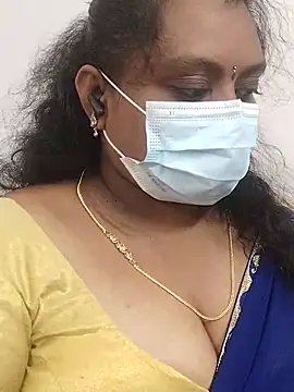 Snapshot of Divya-Lovely chatting on November 3, 2025, 7:24 am Divya-Lovely online show from November 3, 2025, 7:24 am