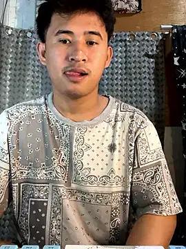 Adim-pinoy146 online show from June 17, 2026, 6:29 pm