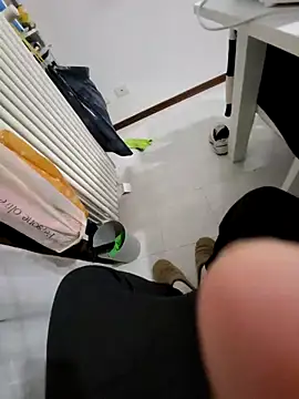 giova17cm online show from January 6, 2026, 10:25 pm