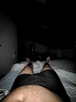 giova17cm online show from October 27, 2025, 10:00 pm