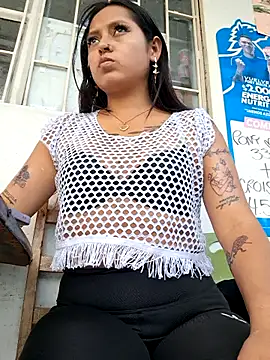 LunaHot 777 online show from December 3, 2025, 6:40 pm