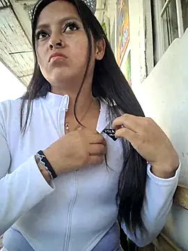 LunaHot 777 online show from October 2, 2025, 7:06 pm