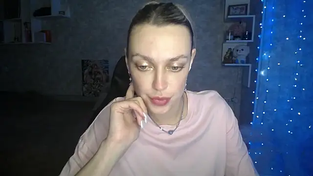 Snapshot of NickyAdamidi chatting on November 28, 2025, 5:24 pm NickyAdamidi online show from November 28, 2025, 5:24 pm