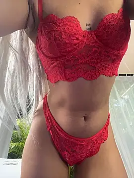 Snapshot of MystiqueXXX chatting on November 6, 2025, 1:15 pm MystiqueXXX online show from November 6, 2025, 1:15 pm