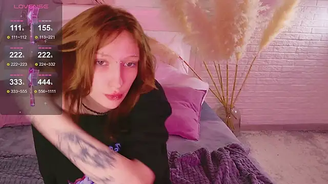 Snapshot of May_suki chatting on February 14, 2026, 9:26 pm May suki online show from February 14, 2026, 9:26 pm