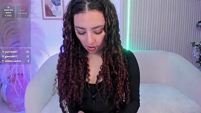 Snapshot of vane_vixen chatting on November 19, 2025, 1:22 pm vane vixen online show from November 19, 2025, 1:22 pm