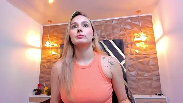 Snapshot of Emmaa_white_ chatting on September 25, 2025, 5:19 pm Emmaa white online show from September 25, 2025, 5:19 pm