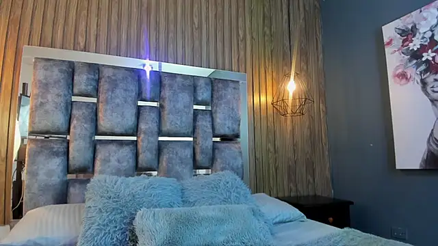 owen  johnson online show from November 20, 2025, 11:44 am