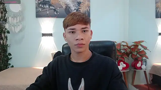 Snapshot of nathanclay chatting on December 2, 2025, 3:30 am nathanclay online show from December 2, 2025, 3:30 am