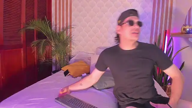 Cristian blaze online show from November 19, 2025, 7:19 am