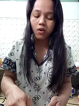 Snapshot of BabySweet-18 chatting on February 3, 2026, 6:40 am BabySweet-18 online show from February 3, 2026, 6:40 am