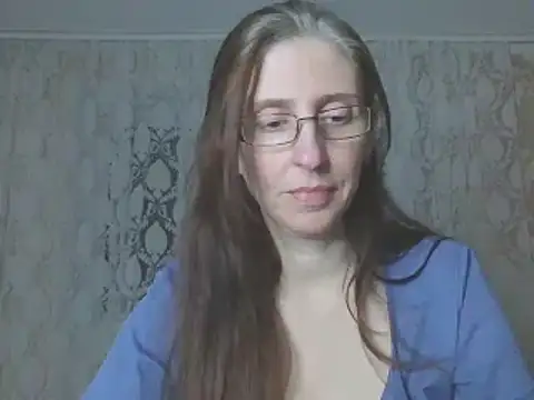 Snapshot of CandiCole chatting on November 21, 2025, 3:55 pm CandiCole online show from November 21, 2025, 3:55 pm