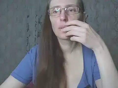 Snapshot of CandiCole chatting on November 29, 2025, 3:17 am CandiCole online show from November 29, 2025, 3:17 am