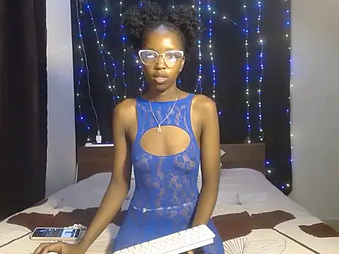 wild smile online show from October 1, 2025, 1:00 am