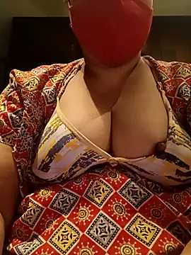 Snapshot of Tamil_Sivani chatting on March 29, 2026, 1:35 pm Tamil Sivani online show from March 29, 2026, 1:35 pm