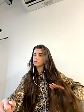 AlitaNova online show from November 13, 2025, 11:47 am