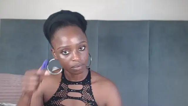 Snapshot of Jah-Queen chatting on January 10, 2026, 4:57 pm Jah-Queen online show from January 10, 2026, 4:57 pm