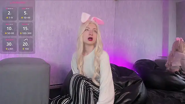 Snapshot of AriMonoban chatting on November 11, 2025, 12:22 pm AriMonoban online show from November 11, 2025, 12:22 pm