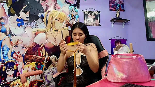 bellaseduzione online show from April 16, 2026, 12:17 pm