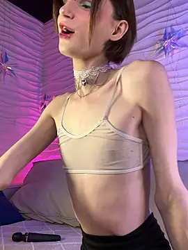 Snapshot of madi_snow chatting on January 9, 2026, 5:25 am madi snow online show from January 9, 2026, 5:25 am