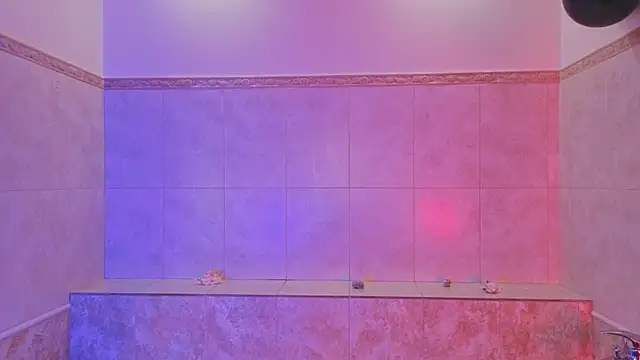 Snapshot of madi_snow chatting on November 1, 2025, 10:09 am madi snow online show from November 1, 2025, 10:09 am