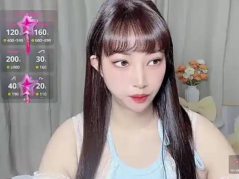 Snapshot of Triumph-10 chatting on May 11, 2026, 8:17 pm Triumph-10 online show from May 11, 2026, 8:17 pm