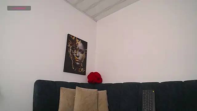 Snapshot of may_wood chatting on June 3, 2026, 12:06 pm may wood online show from June 3, 2026, 12:06 pm
