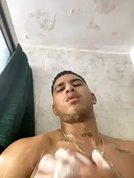 Snapshot of evan_hardy chatting on October 4, 2025, 1:07 am evan hardy online show from October 4, 2025, 1:07 am