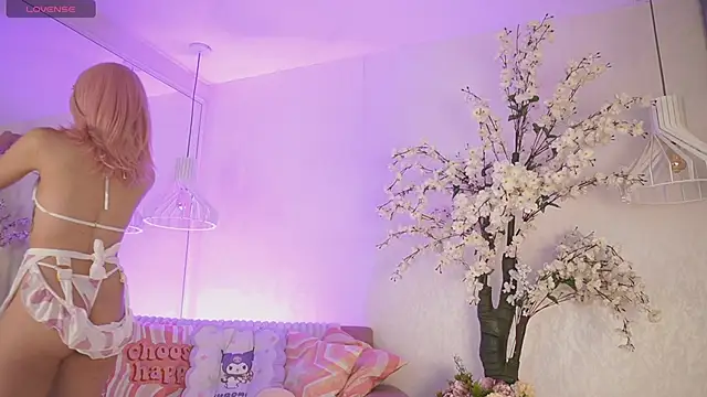 JadeSummerr online show from November 15, 2025, 11:47 am