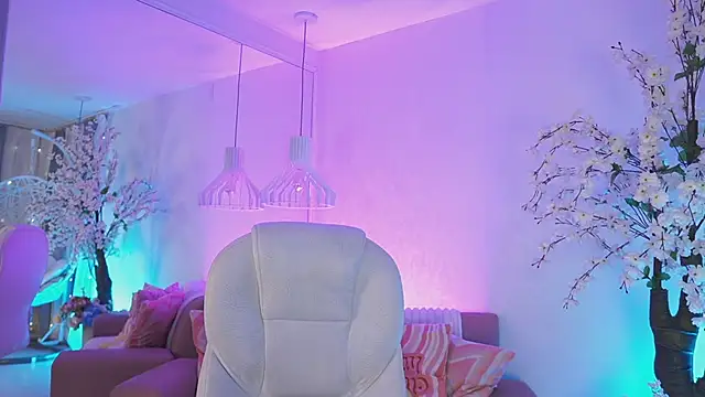 JadeSummerr online show from January 13, 2026, 11:36 am