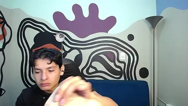 Luca vega online show from November 8, 2025, 1:36 pm